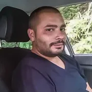Antonio, padre di 4 figli, arrotondava come buttafuori ed è stato picchiato a morte fuori dalla discoteca