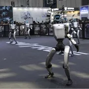 Dalla fantascienza alla fabbrica (e alla finanza): l’era dei robot umanoidi è cominciata per davvero
