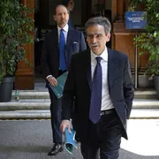 Mps contro Intesa, primo sì alla sfida di Lovaglio