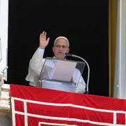 Papa Leone XIV all'Angelus in piazza San Pietro del 23 agosto 2026 / VATICAN MEDIA