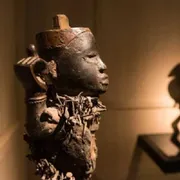 Dimenticare Picasso
e trovare l’Africa