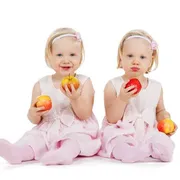 Non spingiamo i bambini a decidere sul proprio genere