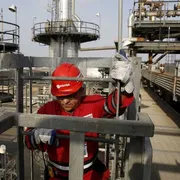 Il petrolio è l'arma neocoloniale dell'America: ecco cosa prevede l'accordo con Caracas