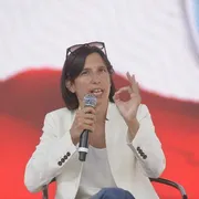 Elly Schlein risponde all’appello di Pax Christi: «Sì a una mobilitazione per la pace»