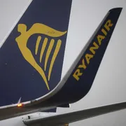 Il caro carburante frena Ryanair: taglia le rotte invernali