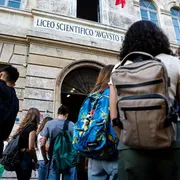 Studenti a Roma, il primo giorno di scuola dell'anno scorso