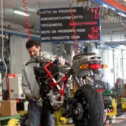 Perché Audi, gruppo Volkswagen, ora ipotizza di vendere Ducati, gioiello del motociclismo italiano.