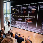 La crisi cambia la sintassi dei consumi: comprare meno diventa un valore