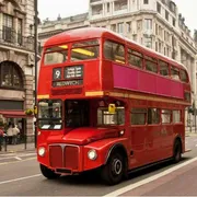 Londra salva la sua icona: lo storico bus Routemaster diventa elettrico col retrofit