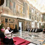 Il Papa: è necessario vivere radicati in Cristo in un tempo assetato di vita autentica
