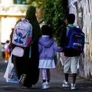 Immigrati a scuola, giustizia sociale, natalità...: discutiamo di tutto, ma per il bene dell'Italia