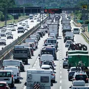 Diesel Euro 5, lo stop slitta ancora: potranno circolare fino a ottobre 2027