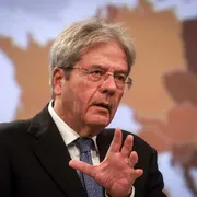 La "confessione" di Gentiloni: «Il no alle radici cristiane dell'Europa fu un errore»