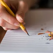 Carol, disabile, a scuola senza assistenza: «Diritti negati»