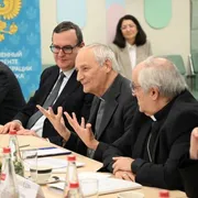 Il cardinale Zuppi visita in Russia i prigionieri di guerra ucraini e rilancia lo scambio dei detenuti