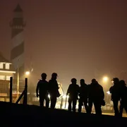 Rimpatri più efficaci e hub esterni: l'ultimo via libera dell'Europa ai “muri” per i migranti