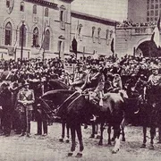 Cento anni fa l'attentato fallito a Mussolini. E nelle cattedrali si cantò il Te Deum