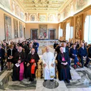 Il Papa agli artisti: «Agli algoritmi manca la scintilla dell'umano»
