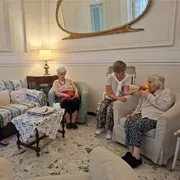 A Genova una rete di convivenze e prossimità per anziani soli