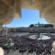 La Cei: vicinanza e preghiera, il Signore doni al Santo Padre serenità e forza