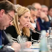 Riarmo, aiuti alle famiglie e il contributo chiesto alle banche: cosa c'è nella Manovra da 23,5 miliardi