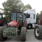 Il caro gasolio ferma il Sud: l'appello dei vescovi lucani