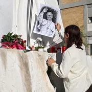 Il Papa lascia oggi l'ospedale. Domani reciterà l'Angelus in piazza San Pietro