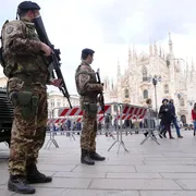 Oggi le città all'esame delle piazze. Il Movimento 17 ottobre: non ci fermeranno