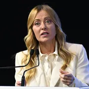 Taglio Irpef fino a 55mila euro e un fondo previdenziale per i nuovi nati: cosa c'è nella Manovra