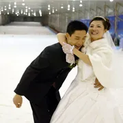 La Cina fronteggia un continuo calo di matrimoni