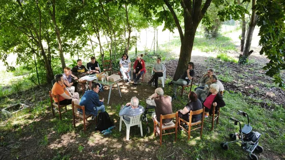 Il lavoro che ridà dignità ai più fragili: le storie del riscatto possibile nelle cooperative sociali