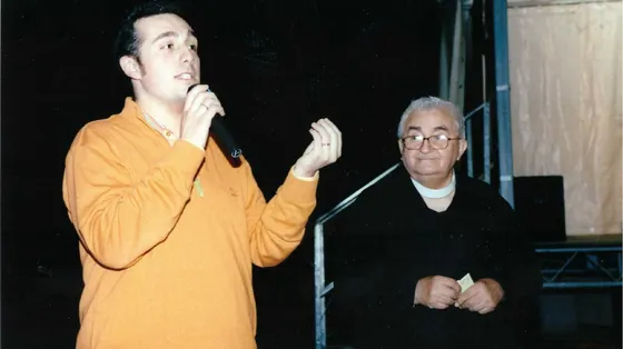 Federico Bazzan assieme a don Oreste Benzi