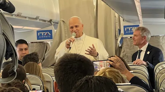 Il Papa: servono dialogo e risposte per l’Ucraina e il Libano. Non è giusta la guerra in Iran