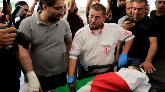 L'Idf spara a Hebron, muore un bimbo di 7 mesi. Il padre: l'auto era ferma