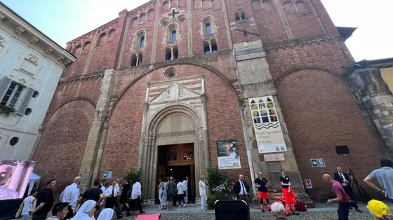 Boom di pellegrini a Pavia. È l'effetto Leone XIV, che oggi visita la città sui passi di sant'Agostino