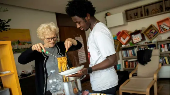Momò e i 150 minori stranieri in affido: «In Italia abbiamo trovato famiglia e lavoro»