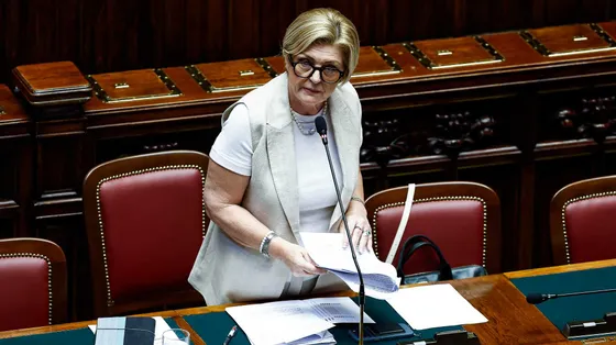 La ministra Calderone: «Riqualifichiamo il lavoro. Sul salario giusto un'alleanza con le parti sociali»