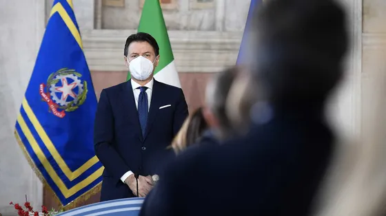 Giuseppe Conte all'epoca della pandemia. Foto d'archivio