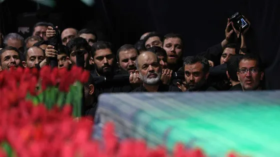 Per l'addio a Khamenei in Iran sfila la nuova prima linea del regime: ecco i nuovi leader