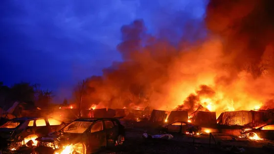 Russia e Ucraina, notte di bombardamenti incrociati: 11 morti a Kiev