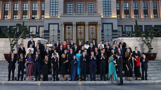 La foto di gruppo dei leader Nato