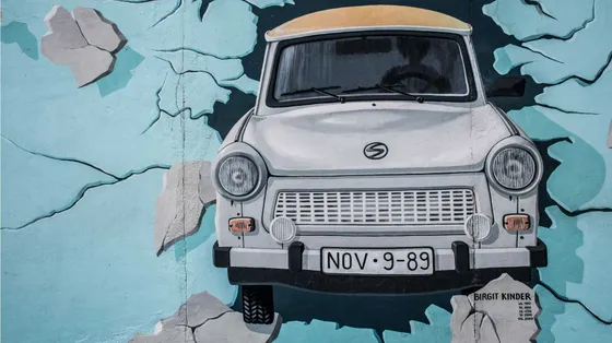 Amore a primo visto: il romanzo della fuga dalla Ddr