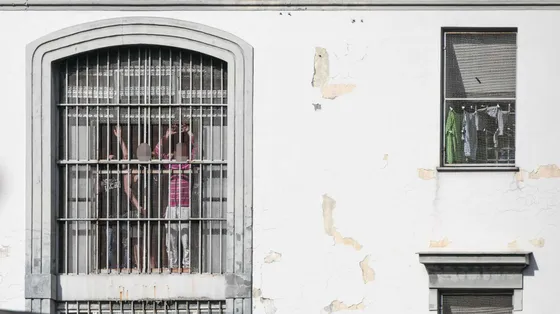 Rebibbia, Poggioreale, Dozza: in carcere oggi ci sono vite allo stremo