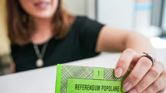 «Vogliamo votare senza più limitazioni»: le storie degli studenti