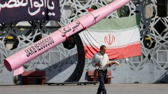 L'Iran vuole l'estensione del conflitto e infiamma già la regione. Israele si prepara ai raid