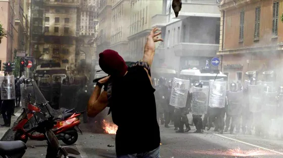 I medici "di strada" del G8 a Genova: così la professione diventò impegno