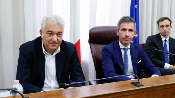 Domenico Arcuri (S) affiancato da Marco Lisei durante l'audizione alla commissione parlamentare di inchiesta sulla gestione dell'emergenza sanitaria causata dalla diffusione epidemica del COVID. ANSA/FABIO FRUSTACI