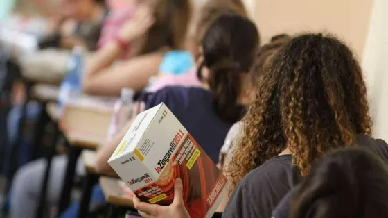 È boom di "100 e lode" alla Maturità, ma i voti non misurano più le competenze