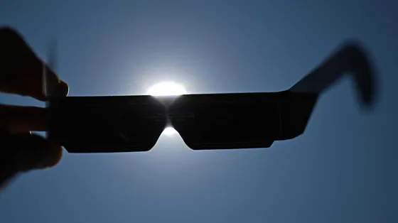 Quando vederla, come e dove: tutto quello che c'è da sapere sull'eclissi di sole di mercoledì