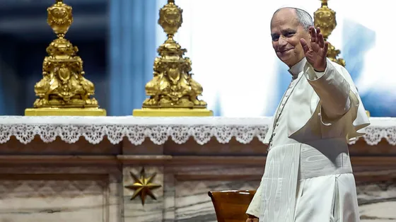 Il Papa: «A Messa in presenza, non basta la partecipazione virtuale»